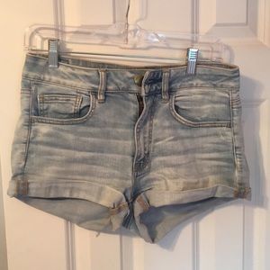 American Eagle light wash denim shorts